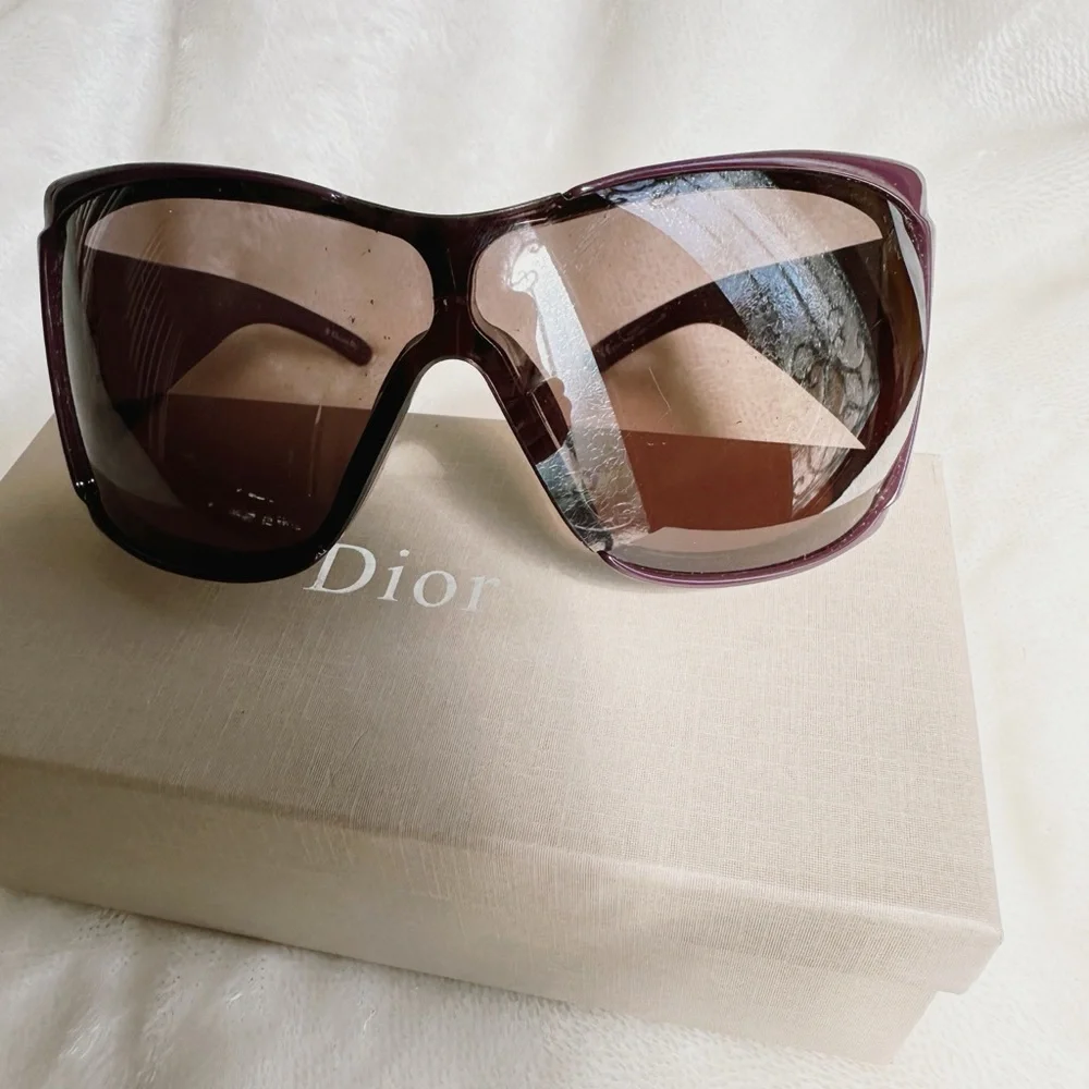NWOT Christian Dior Sunglass with Purple Rim - Picture 4 of 4